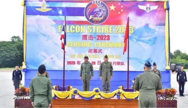 布林肯前脚刚走中方战斗机直逼东南亚三点一线南海布局已成(图2)