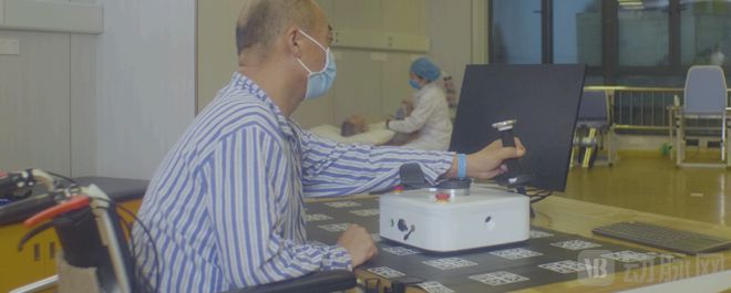 完美体育用品有限公司：智康机器人获NMPA认证智康机器人“背包里的康复师”打通居家康复“最后一公里”(图4)