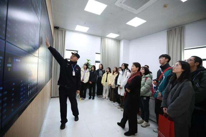 完美体育网站：同频共振！这一年“警院”携手共育司法新力量(图5)