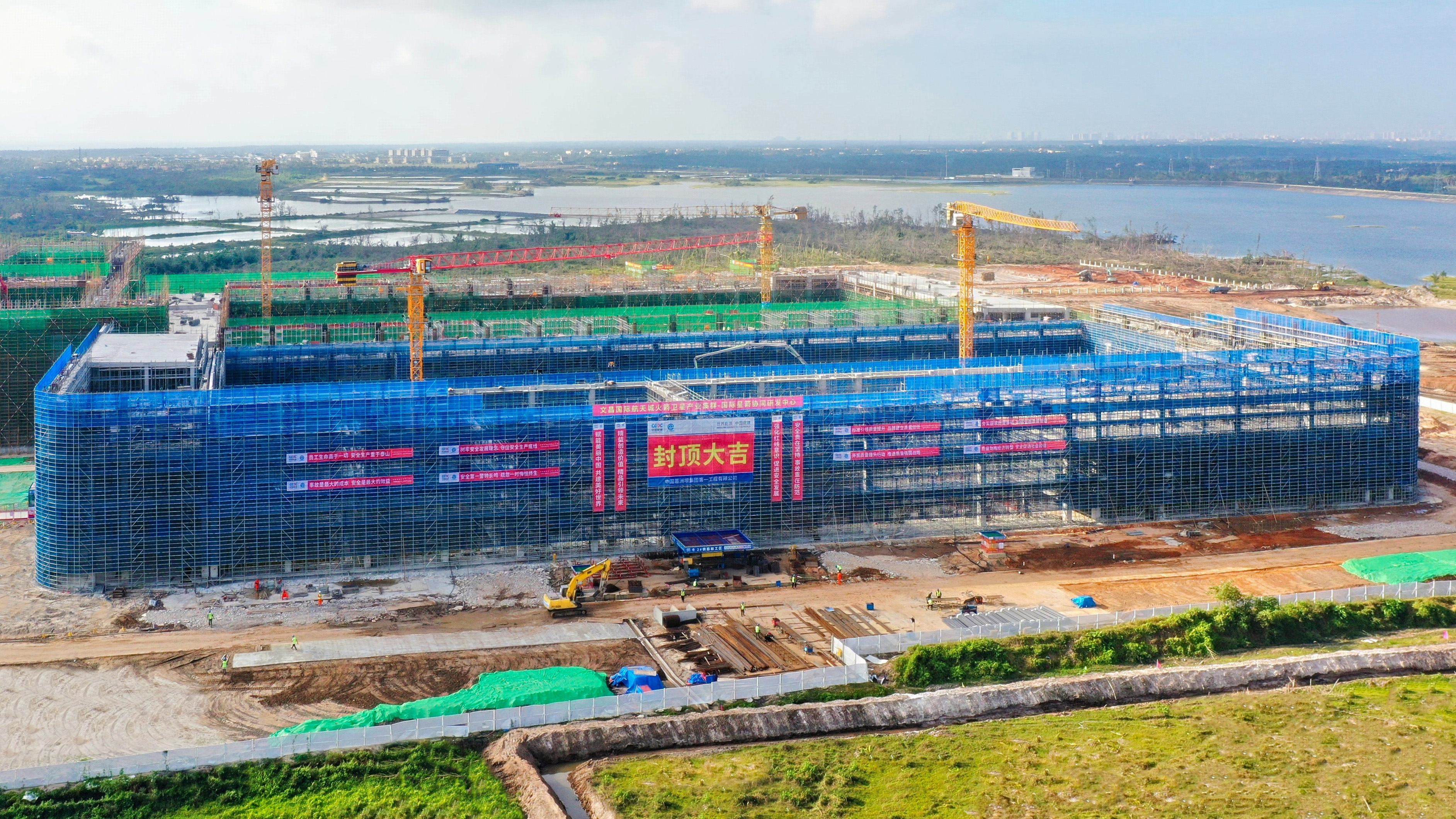 中国算力加速度！2025全国两会琼冀黔宁党报联动对话(图3)