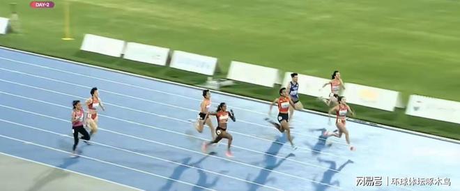 2025年第26届田径亚锦赛100米决赛梁小静以11秒37夺冠(图6)