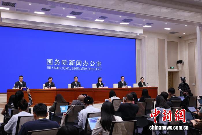 完美体育网站：工信部：推动体育器械与人工智能等新技术融合创新