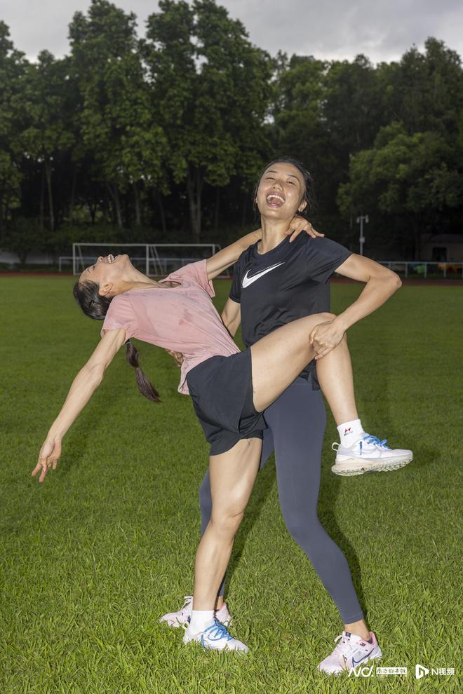 完美体育用品有限公司：高清图集：广东名将莫家蝶迎400米栏卫冕战七点半直播！(图1)