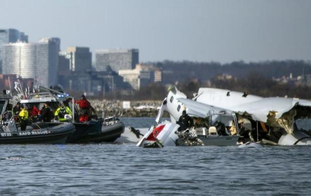 34年内美国飞机相撞超8千起近25%涉军机美国到底怎么了？(图21)