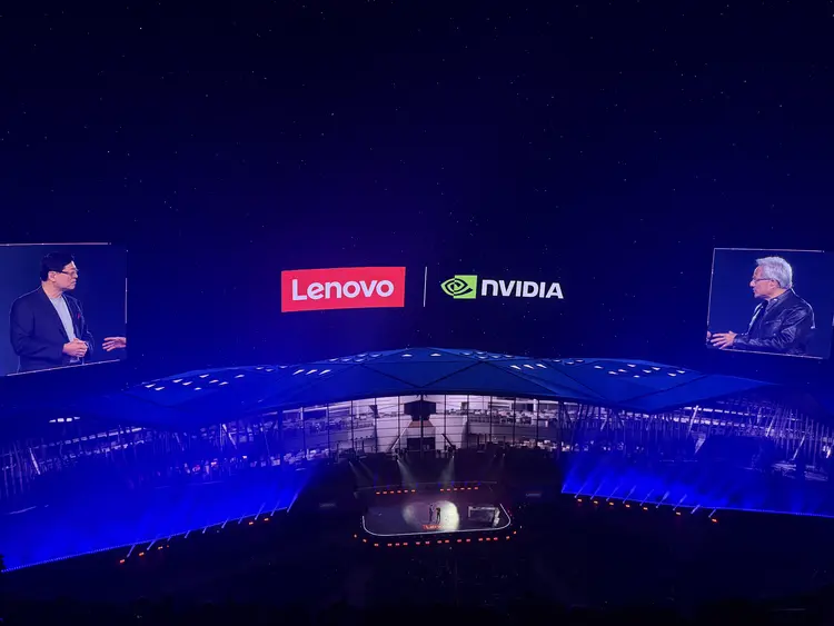 完美体育用品有限公司：智能终端龙头连发AI渗透计划AI产业迎全链条重构契机(图4)