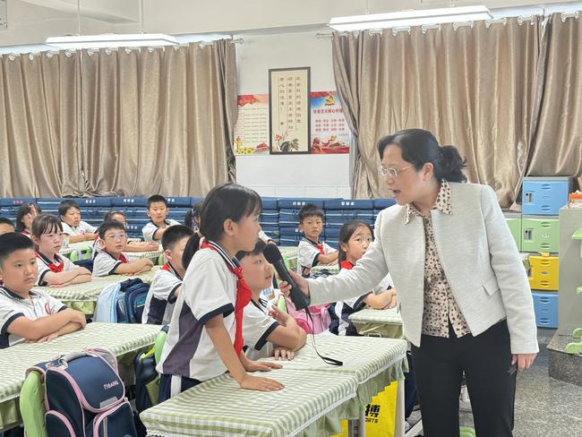 完美体育用品有限公司：育身育心活力满满郑州中小学绘就“健康”新图景