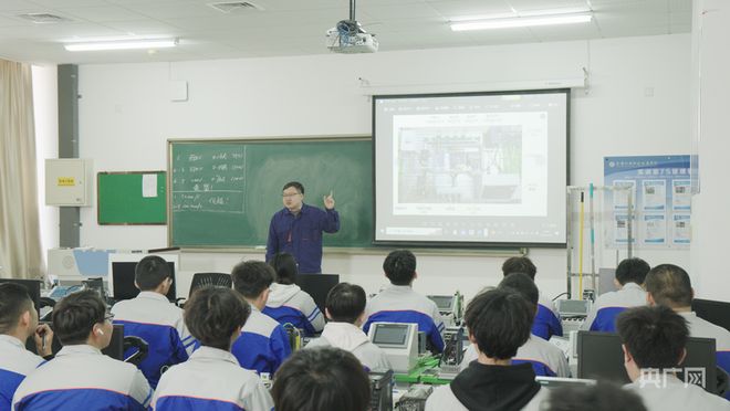 完美体育用品有限公司：基层传习｜从“大有可为”到“大有作为”职业教育承载更多青春梦想(图2)